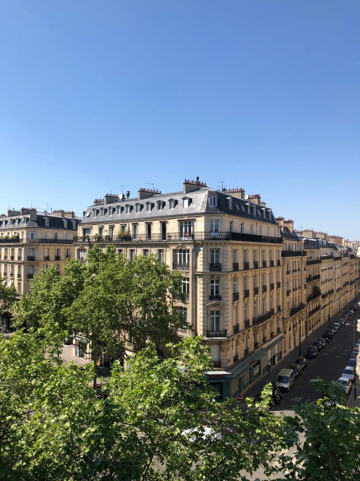 Modern 1br By Parc Monceau Paris