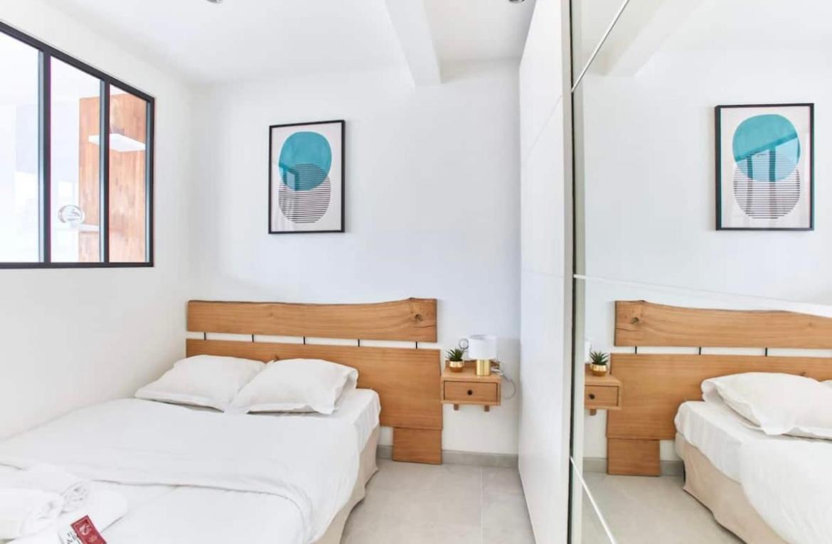 Modern 1br By Parc Monceau Apartment Paris