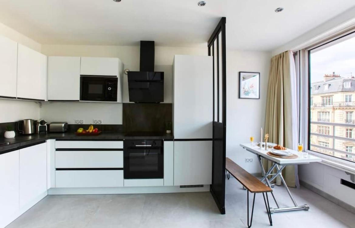 Modern 1br By Parc Monceau Paris